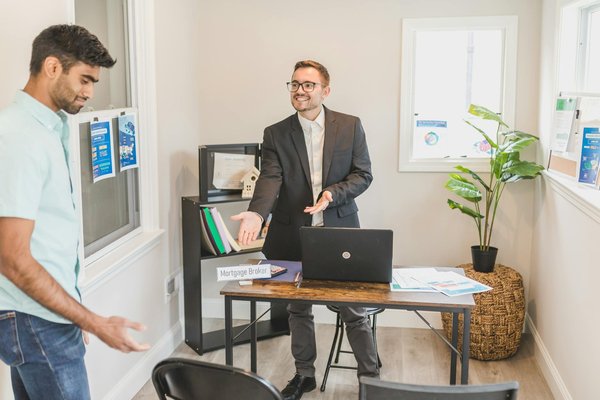 Sécuriser votre entreprise en ligne : lois et réglementations à connaître