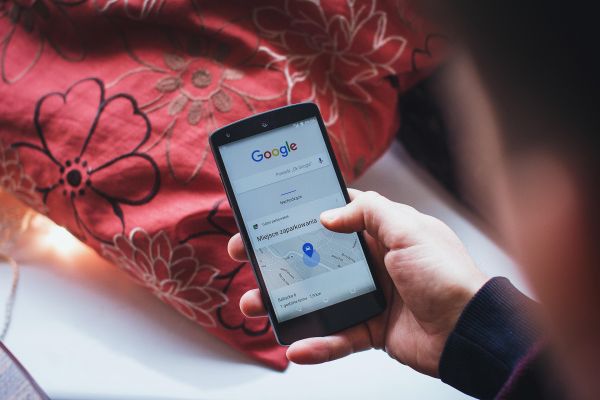 Artisans de Haute-Savoie : 5 erreurs qui vous font disparaître de Google Maps